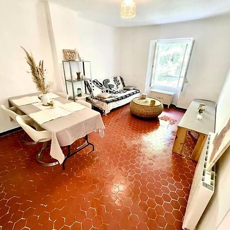 Bel Appartement A Villecroze فيليكروز المظهر الخارجي الصورة
