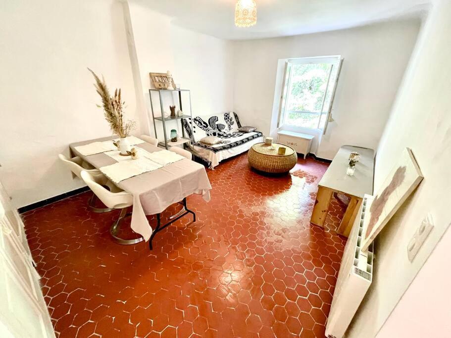 Bel Appartement A Villecroze فيليكروز المظهر الخارجي الصورة